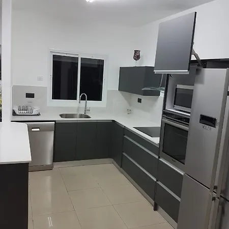 2 Bed Flat Near City Center And All Ameneties Κάουνας