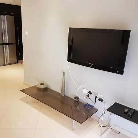 2 Bed Flat Near City Center And All Ameneties Διαμέρισμα Κάουνας
